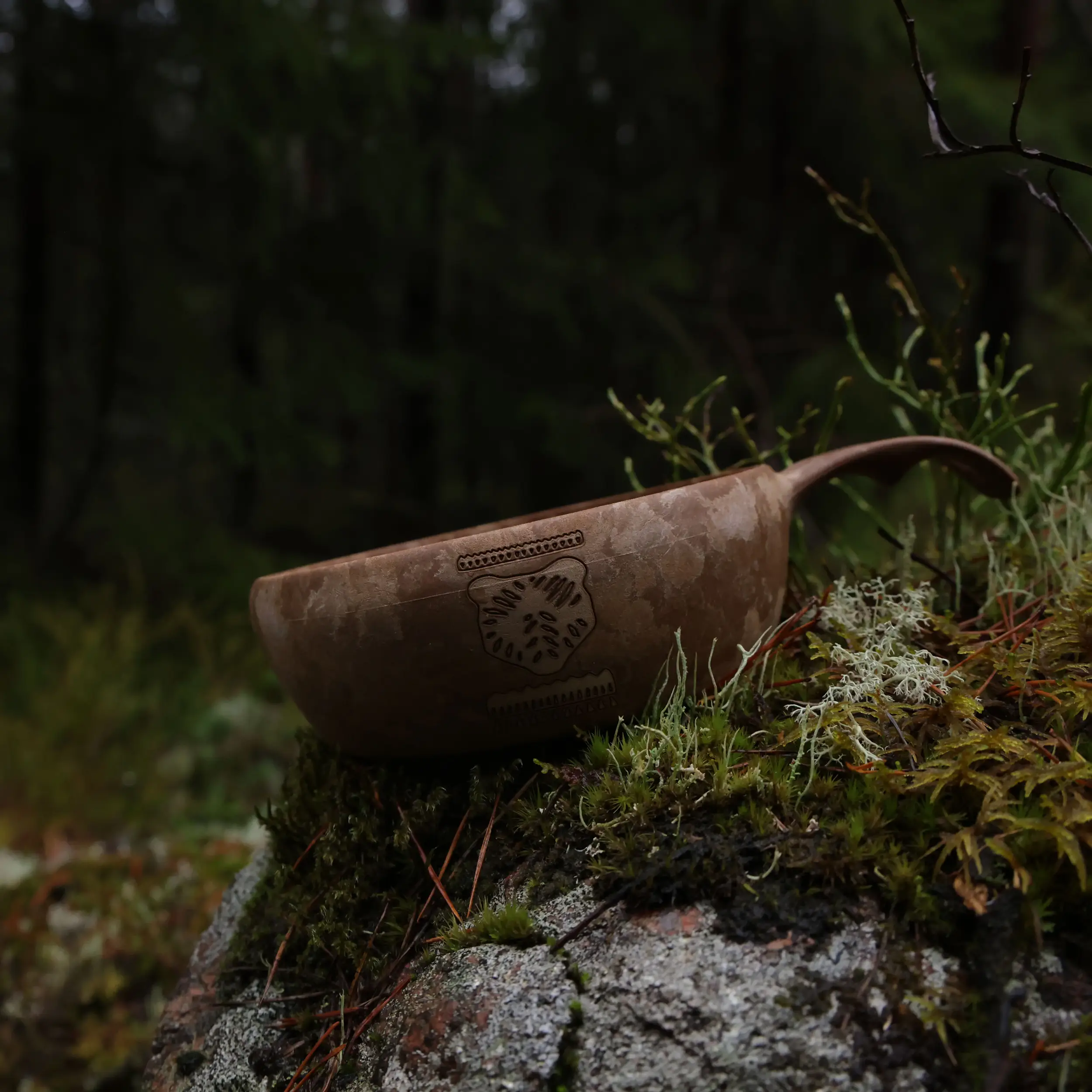 KUPILKA 55 - Kalevala Bear - Original Brown - resiliencenordic.fr