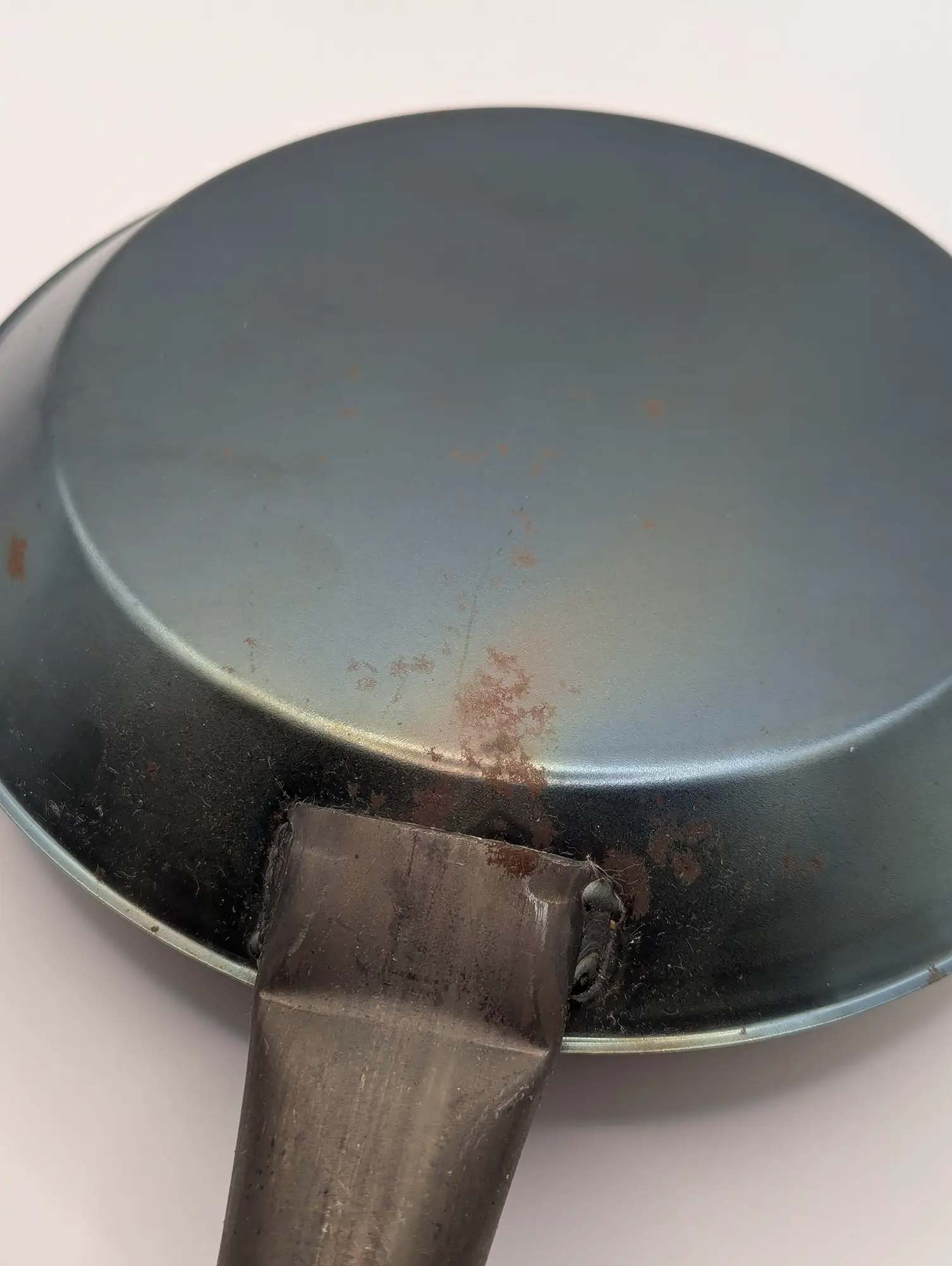 FinnRover - Poêle à frire Kyyrö - Petite (Traces de rouille)